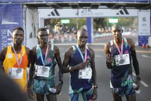 23 mil atletas corren la Media Maratón de la Ciudad