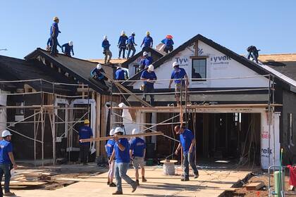 Los primeros pasos de la nueva propiedad de la familia Reeder