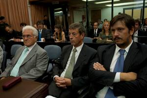 El exjefe de la Policía Federal Rubén Santos se entregó y quedó preso