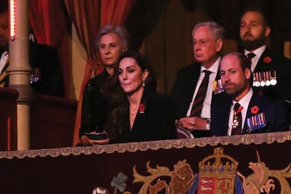 Los príncipes de Gales en el Royal Albert Hall
durante el Festival Anual del Recuerdo de la Legión
Real Británica.