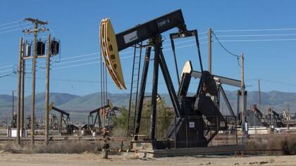 Los productores de petróleo en Estados Unidos mantienen limtada la extracción de crudo