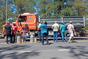 Los productores repartieron 150 litros de leche