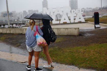 Los pronósticos con lluvias intensas alcanzaban a gran parte de la provincia de Buenos Aires