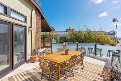 Los propietarios de las casas móviles las han llenado de lujos, por lo que el vecindario se considera uno de los más prestigiosos y glamurosos