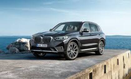 Los propietarios de los vehículos deben dejar de utilizarlos hasta que la empresa reemplace los pernos que sujetan al riel de carga interior para dar solución al problema