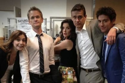 Los protagonistas de How I Met Your Mother en 2005 (Instagram/@alysonhannigan)