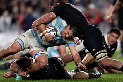 Los Pumas sufrieron ante los All Blacks, con una performance de bajo nivel y viejas falencias
