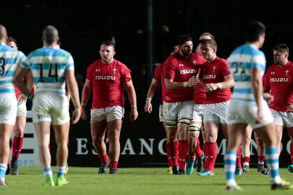 Retrocedieron aún más respecto al primer partido y cayeron 30-12, en Santa Fe