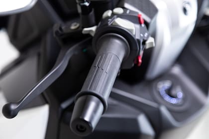 Los puños tienen tres grados posibles de calefacción para el invierno