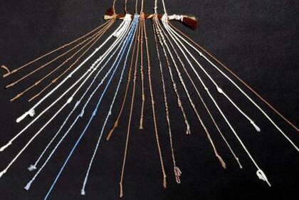 Los quipus se usaron en los Andes durante al menos mil años.