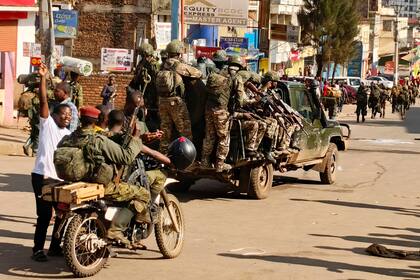 Los rebeldes del M23 entran en el centro de Bukavu, la segunda ciudad más grande del este de Congo, y toman el control de la oficina administrativa de la provincia de Kivu del Sur, el domingo 16 de febrero de 2025