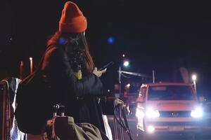 Los refugiados a menudo se ven obligados a confiar en extraños