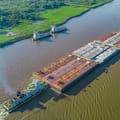 Veinte barcazas se desprendieron de su remolcador y quedaron a la deriva