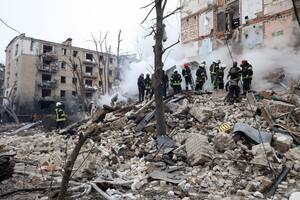 Rusia rehúye cualquier acuerdo y un nuevo bombardeo deja siete muertos y decenas de heridos en Ucrania