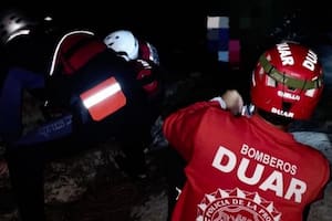 Se metió en el río a nadar, se lo llevó el agua y lo encontraron muerto a cinco metros de profundidad