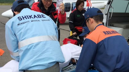 Los rescatistas trasladaron al niño a un hospital