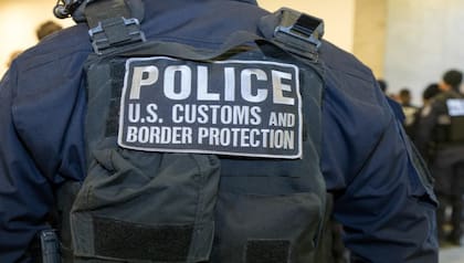 Los residentes deben saber cómo actuar en casos de una detención en EE.UU.