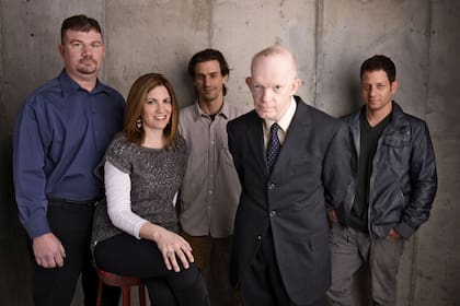 Los responsables del documental "Art and Craft" y Mark Landis en Nueva York, para su presentación en el festival Tribeca. (Foto Larry Busacca/Getty Images for Tribeca Film Festival)