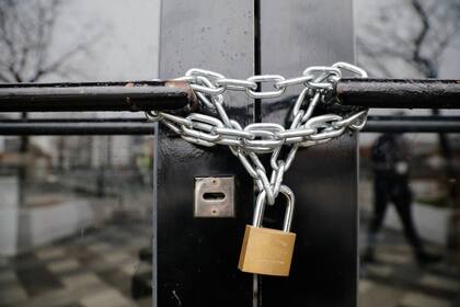 Los restaurantes permanecen cerrados durante la cuarentena