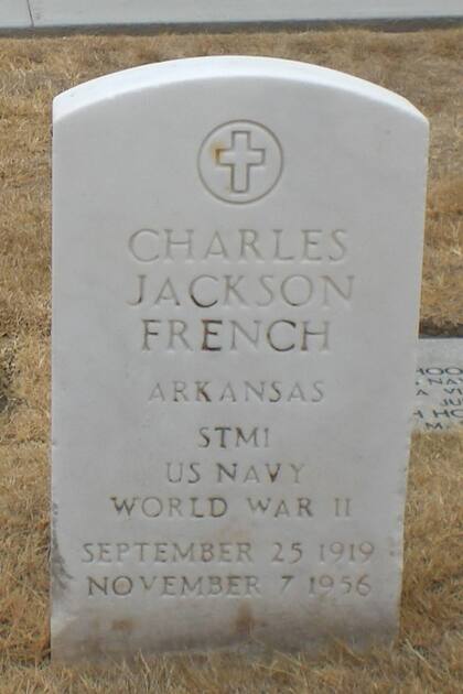Los restos de Charles J. French yacen en un cementerio de San Diego, en California