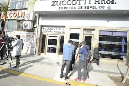 Los restos de la actriz fueron trasladados al Cementerio de la Chacarita pasado el mediodía