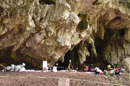 Los restos de la mujer denisovana fueron encontrados en la cueva de Leang Panninge, ubicada en la isla indonesia de Sulawesi