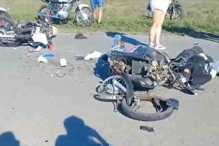 Dos adolescentes de 13 y 14 años se mataron cuando chocaron contra otra moto en una carrera
