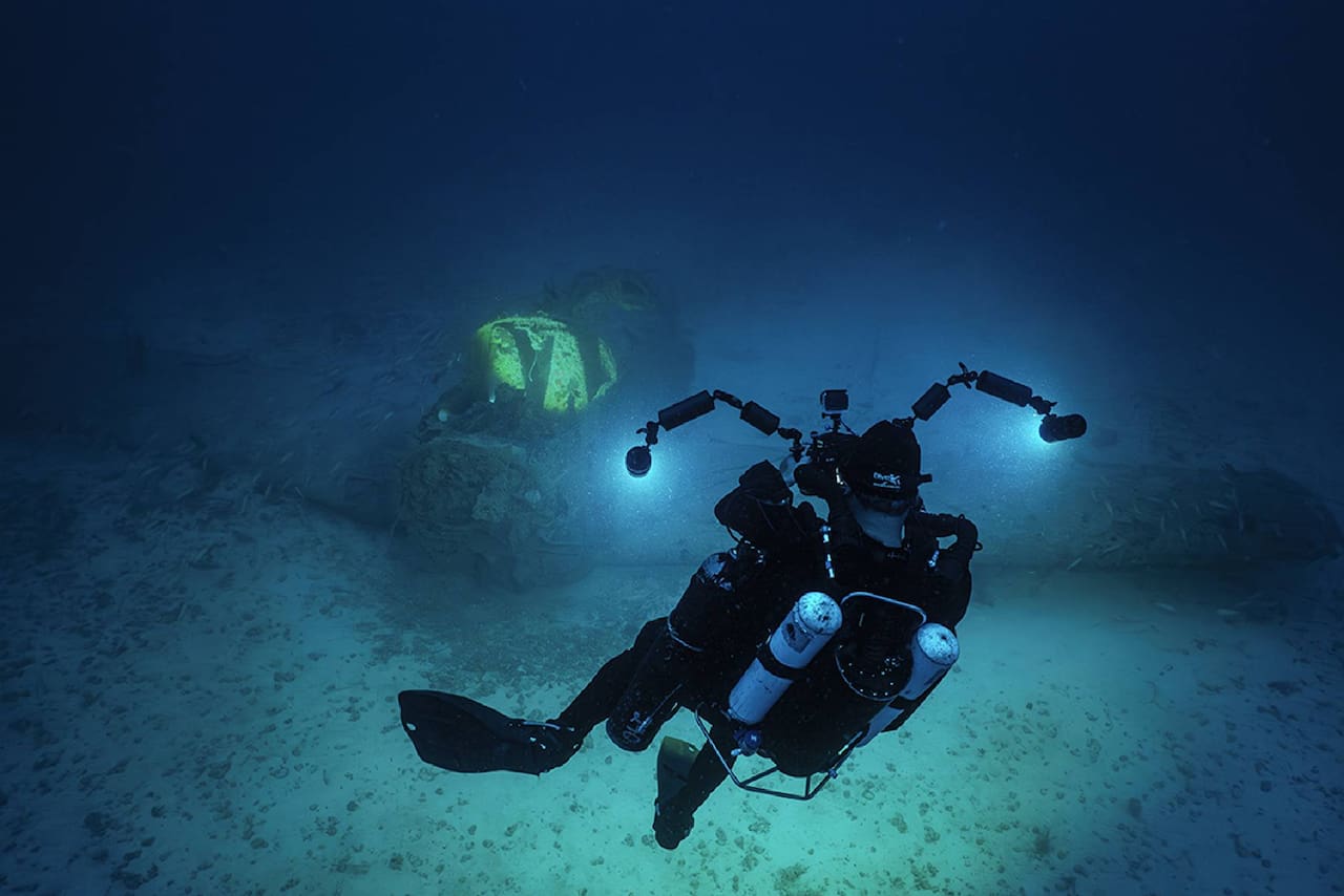 El hallazgo de un grupo de buzos en las profundidades del mar que los dejó perplejos - LA NACION