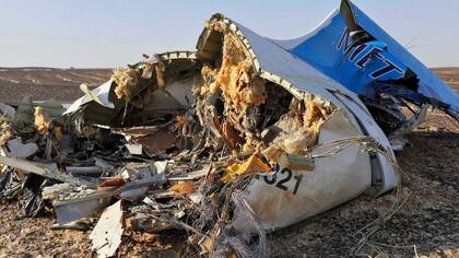 Los restos del avión ruso en el norte del Sinaí