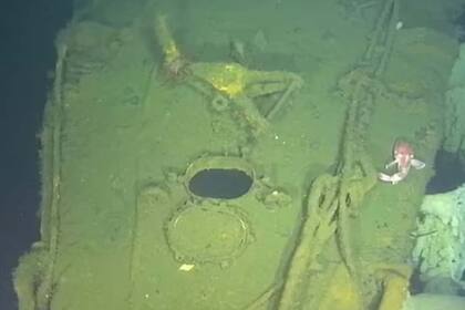 Los restos del destructor en la profundidad del océano