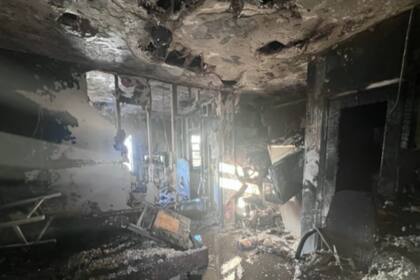 Los restos del incendio en Miami