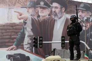 Los retos políticos que enfrenta Netanyahu a medida que se desvanecen las esperanzas de un cambio de régimen en Irán