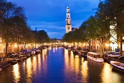 Los reyes desfilarán en el barco Dragón Verde, propiedad de la Casa Real desde los tiempos de la reina Guillermina