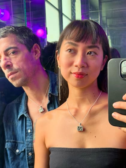 Los rumores de romance entre ambos comenzaron en septiembre de 2024 (Foto: Instagram @deboranishimoto)