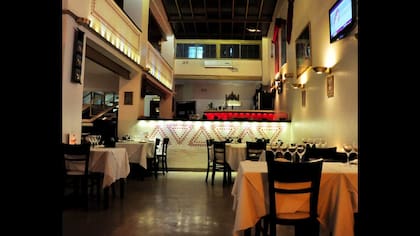 Los sabores de la India son generosos en cordero, y Taj Mahal lo prueba