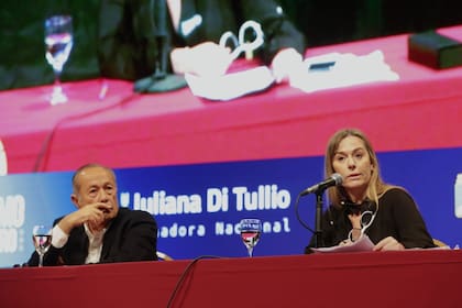 Los senadores Adolfo Rodríguez Saa y Juliana Di Tullio