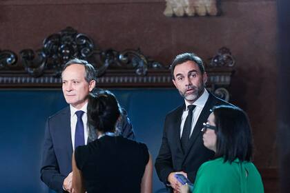 Los senadores Carlos Espínola y Ezequiel Atauche