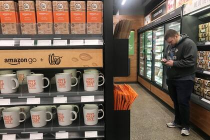 Los sensores de Amazon Go detectan los movimientos de los compradores