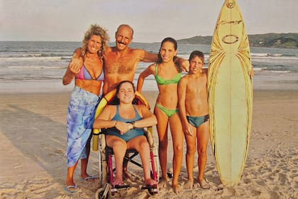 Los Serrano en la playa de Pinheira