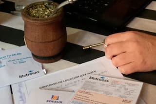 El gasto en servicios públicos se disparó 561% en la gestión Milei