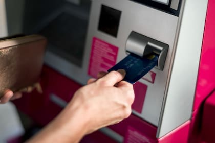 Los servicios vigentes durante la jornada de protesta de los bancarios