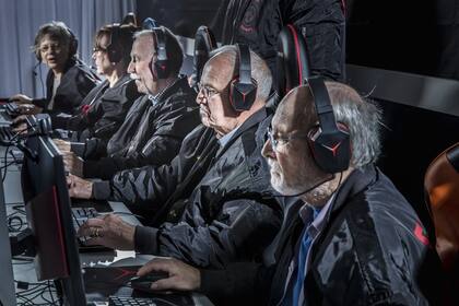 Los Silver Snipers juegan al Counter Strike: Global Offensive