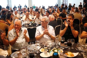 Kicillof envió a su mano derecha a un acto para rechazar la reforma laboral