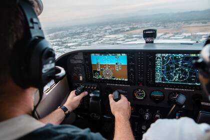Los sindicatos de pilotos exigen mejores condiciones laborales; las fotos son ilustrativas