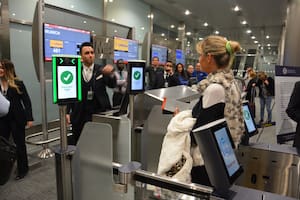 El nuevo método que te permite acelerar la entrada a los aeropuertos de Estados Unidos