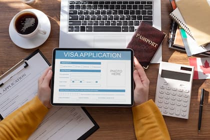 Los solicitantes de una visa de turismo deben contar con validez de al menos seis meses después de su viaje en el pasaporte