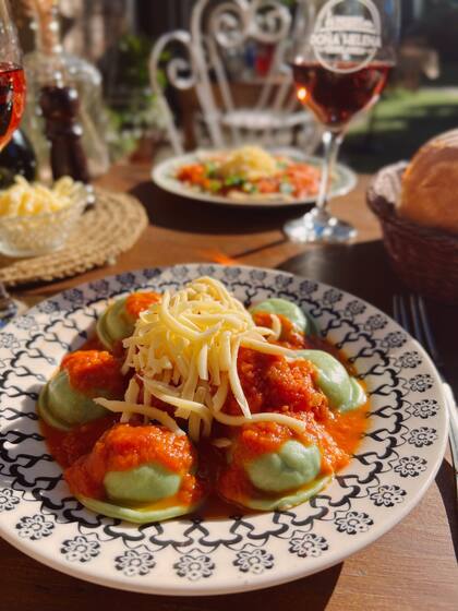 Los sorrentinos de verdura de Doña Helena. Instagram: @dhelenauribe