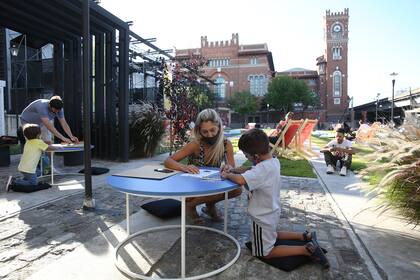 Los talleres al aire libre en la Usina del Arte, un hit de las actividades infantiles
