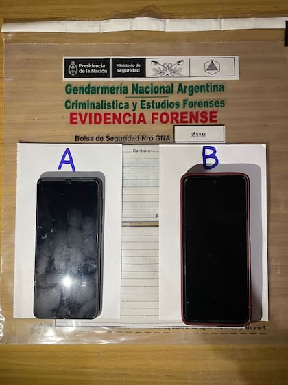 Los teléfonos celulares de la madre y el padrastro de la niña que, se cree, iba a ser vendida
