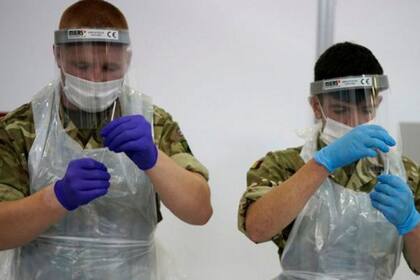 Los tests, confinamientos y medidas de distanciamiento social quedarán en nuestras vidas durante un tiempo